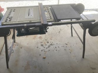 Makita 8-1/4” Table Saw  With Stand