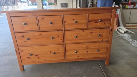 Wood dresser