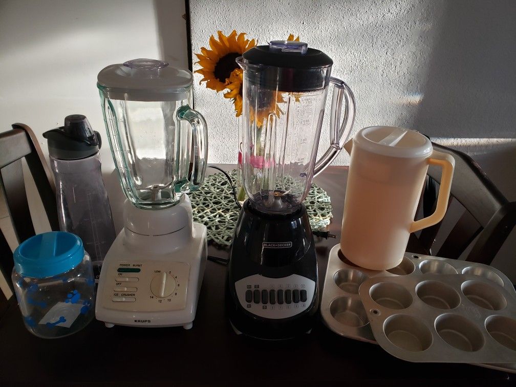 Blenders, pans, and other items