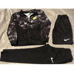 Nike kids clothes 6-7 years