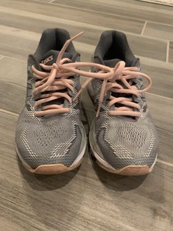 Women’s ASICS Gel Nimbus 20 Size 6