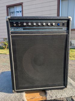 Acoustic B100 Bass Combo Amplifier