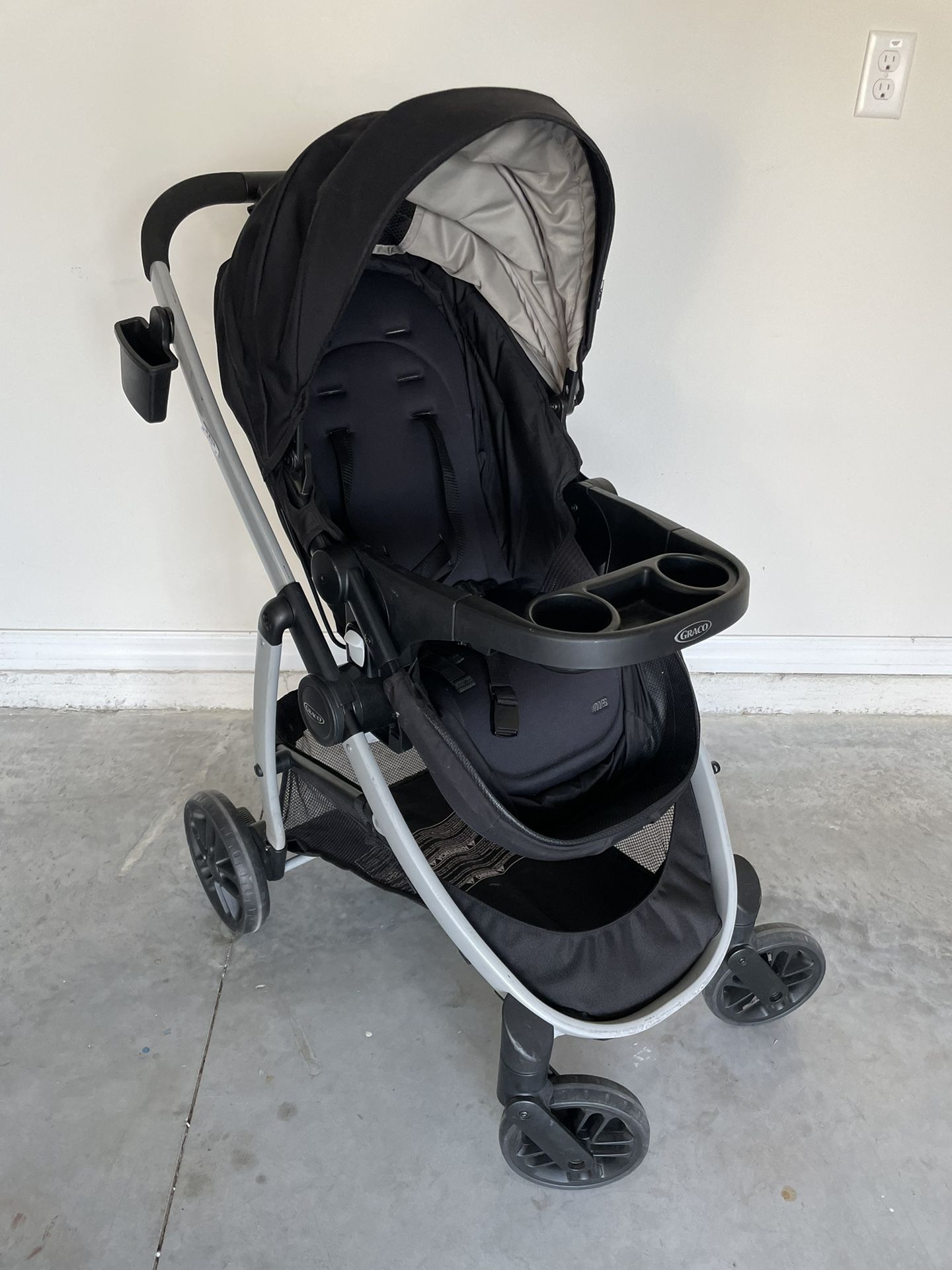 Graco Modes Pramette + Stroller (2 in 1) for Sale in Valrico, FL OfferUp
