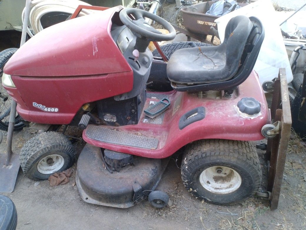 Riding Lawn Mower