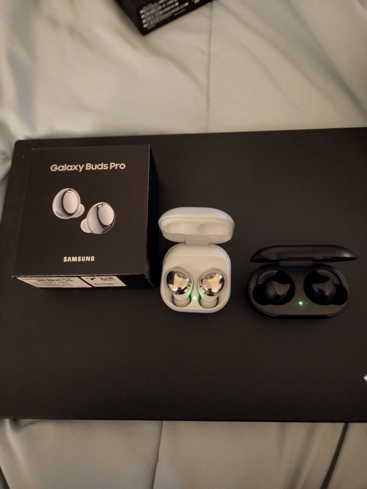 Galaxy Buds Pro and Plus Bundle