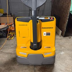 Electric Pallet jack