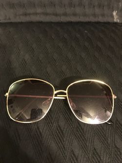 Women’s sunglasses