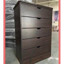 Dresser / Five drawers dresser