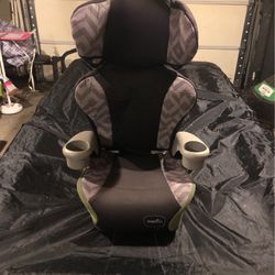 Evenflo Boy’s Gray Car Seat With Double Cupholders