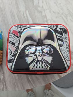 Brand new: Darth vader/ Star Wars lunch box