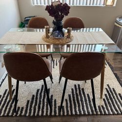 Dining Table & 4 Chairs