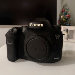 Canon 7D Mark II