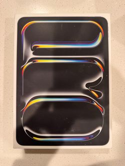 Brand New - iPad Pro 11” M5 256GB WiFi + Cellular Verizon