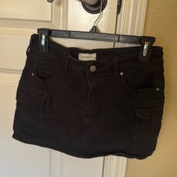 Black Cargo Skort