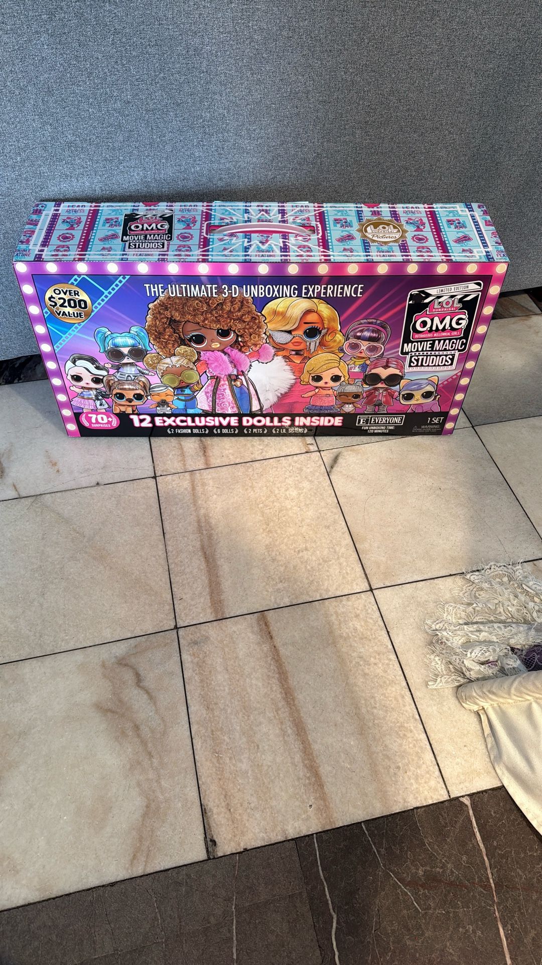 LOL SURPRISE OMG MOVIE MAGIC TOY