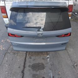 Honda CR-V Tailgate 