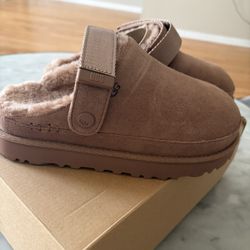 Ugg Golden Star Cozy Clog 