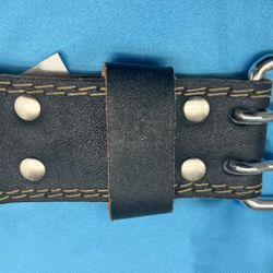 Harbinger 5 Leather belt. Size 5. Padded $40.00 brand new.