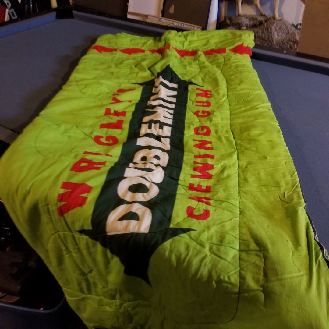 Wrigley's sleeping bag