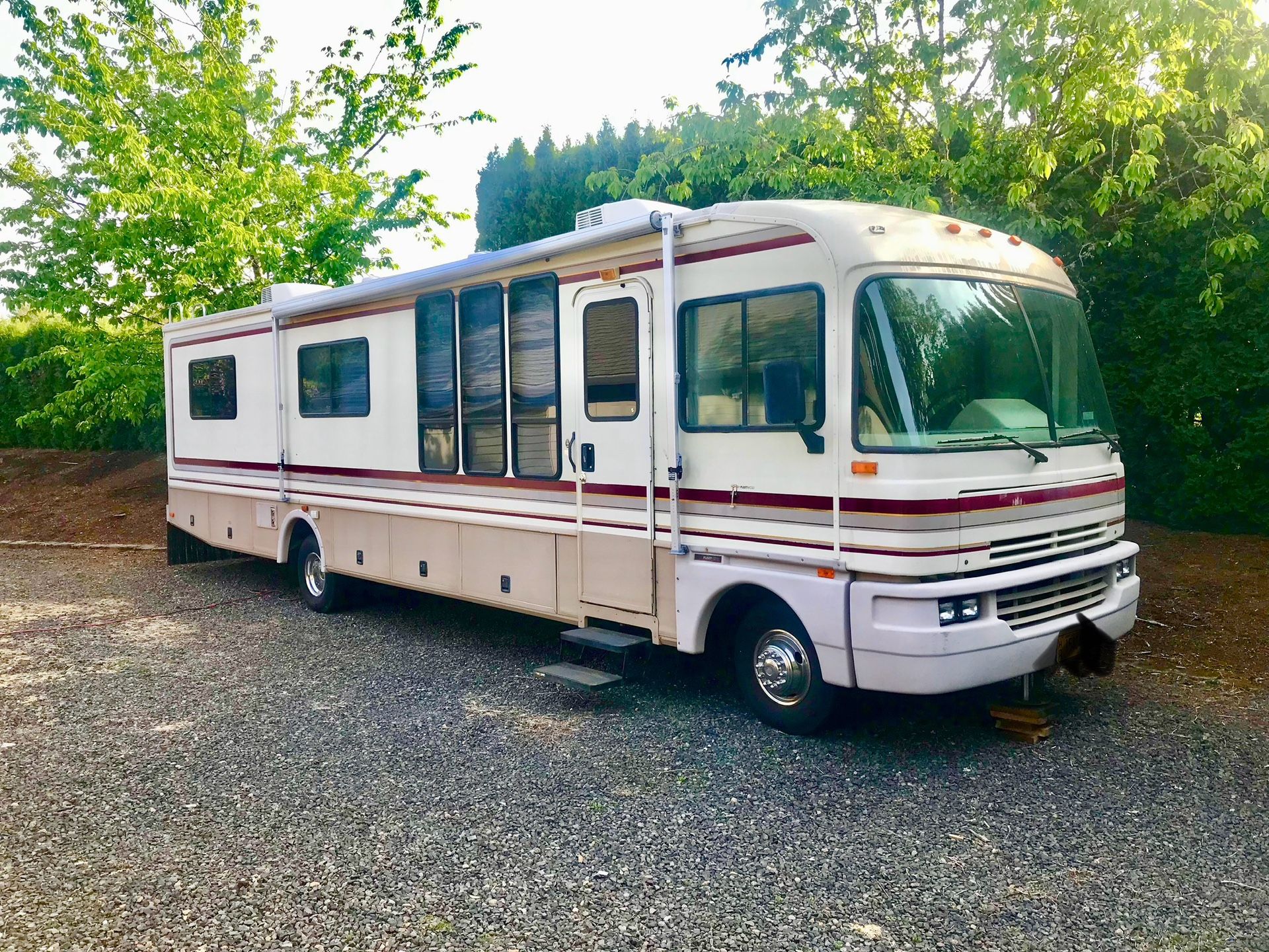 1995 Fleetwood Bounder