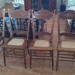 4 Antique Dining Chair