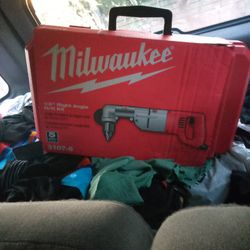 Milwaukee1/2 right angle drill kit 3107-6