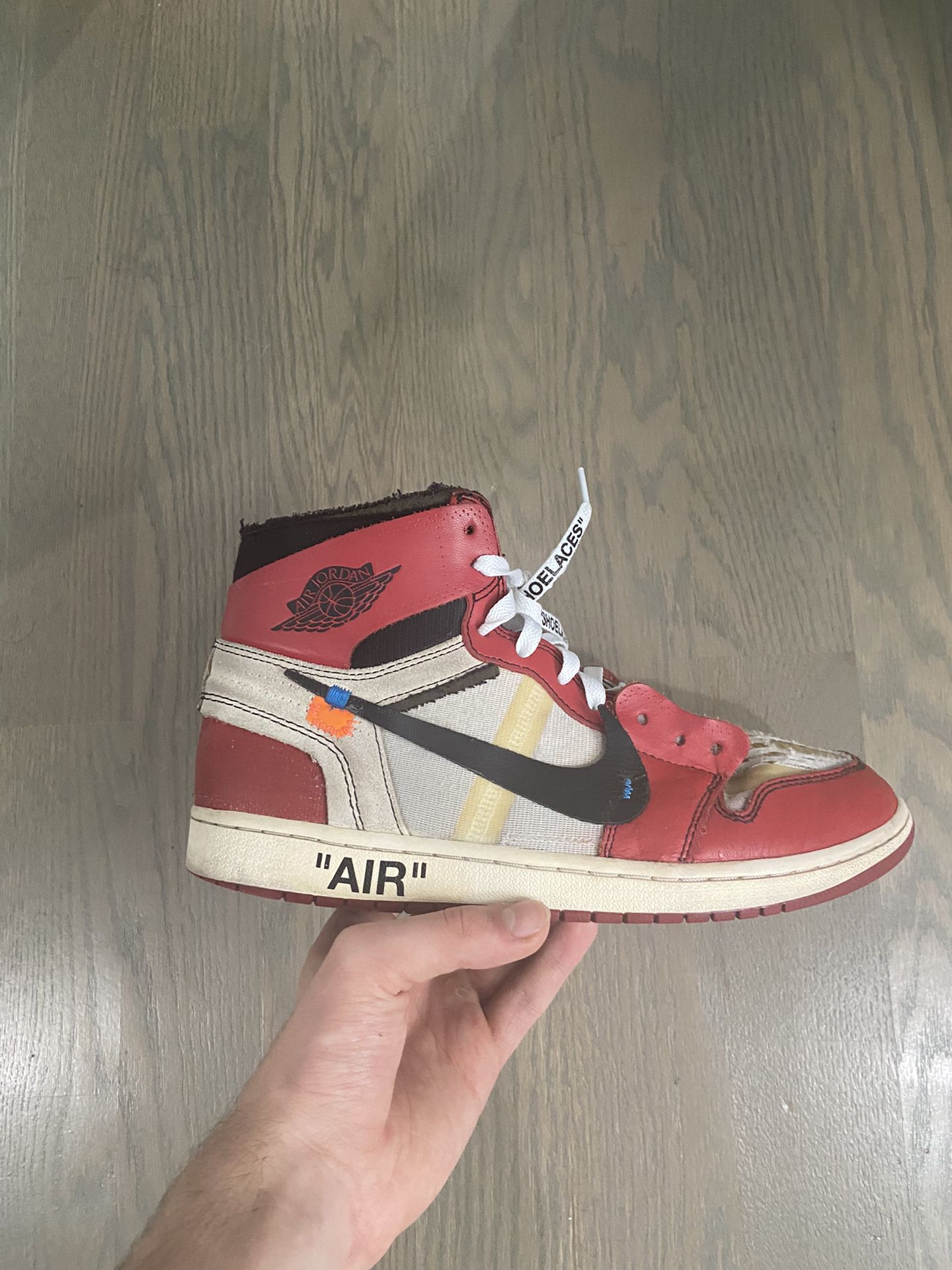 Off White Chicago Jordan 1 for Sale in Downers Grove, IL - OfferUp