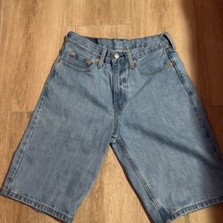 Levi’s 469 Loose Shorts