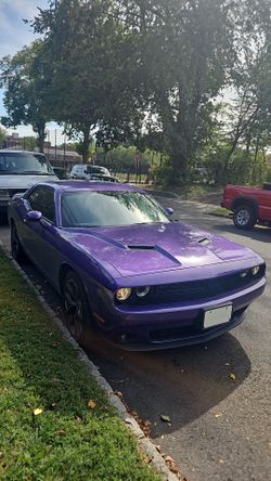 Dodge challenger