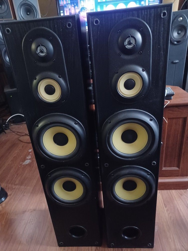 SONY TOWER LOUDSPEAKERS WITH GRILLS $400 FINAL PRICE SEE 👀 ALL PICTURES 