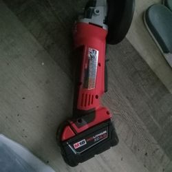 Like New Milwaukee 2680-20 Mini Grinder With M18 Xc 4.0  Charged Battery