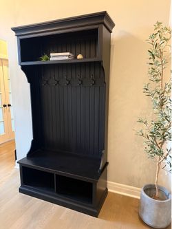 Pottery Barn Aubrey Hall Tree in Black