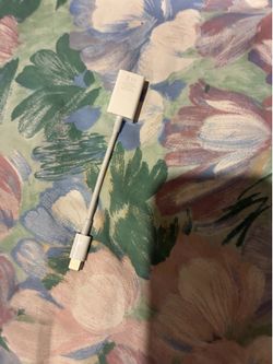 Apple A1632 USB-C to USB-A Dongle Adapter