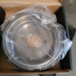 Hyundai / Kia Rear Brake Drums And Shoes