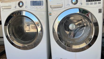 Washer and dryer set
