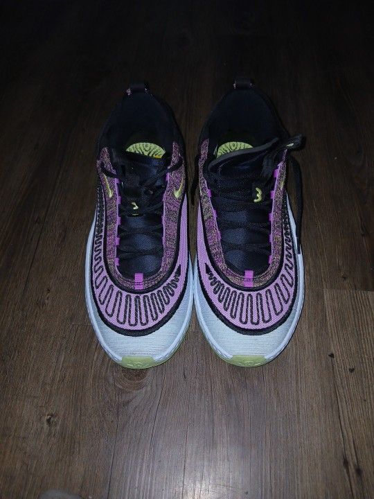 Nike Comsic Unity 3s