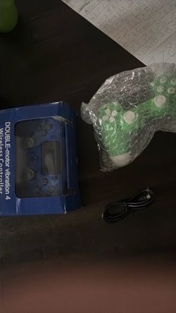 Third party Wireless controllers compatible with PS4 console and PS3 and PC