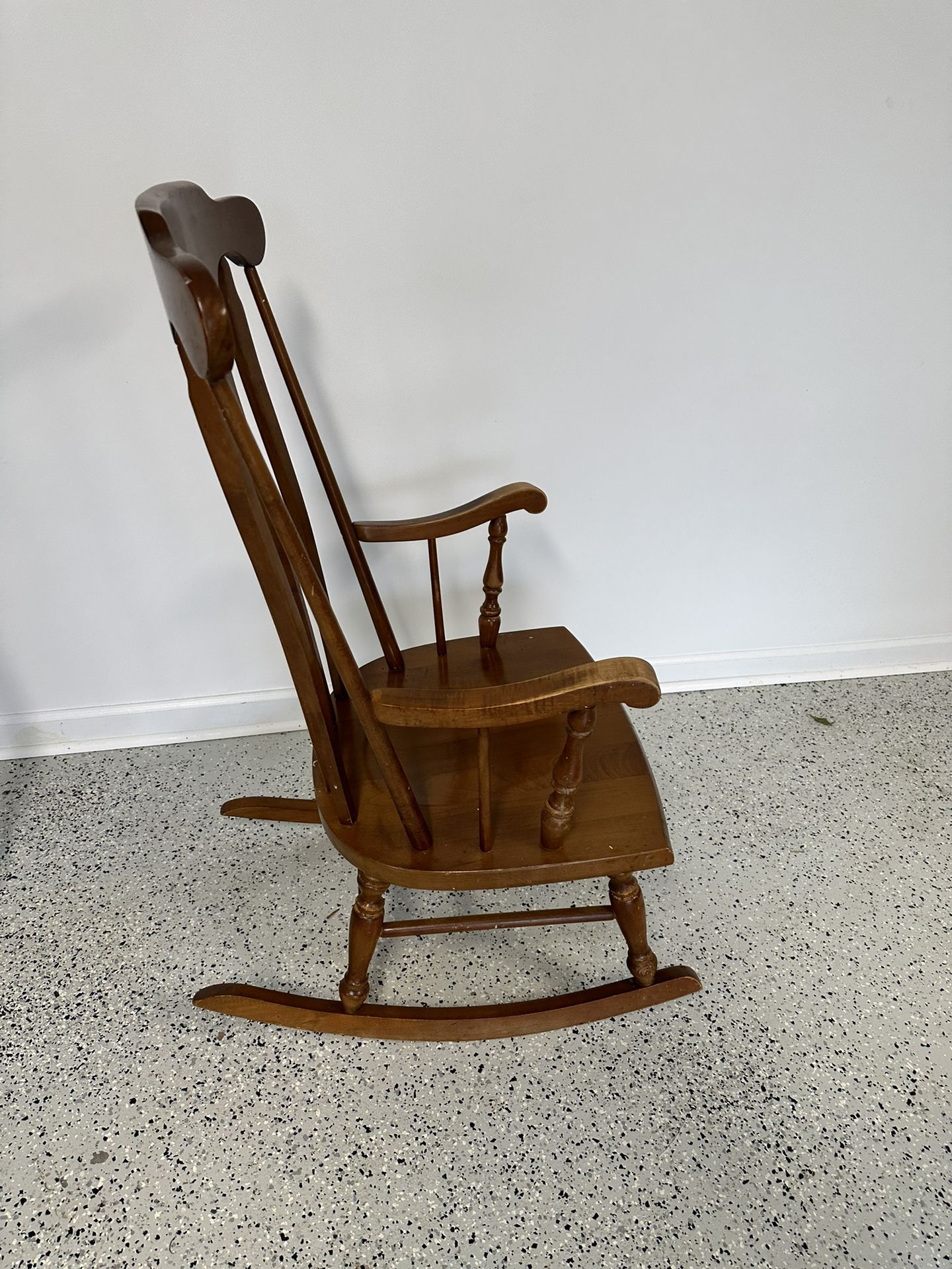 Wood Rocking Chair