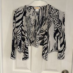 Ambrielle Black and White Animal Print shall size 4