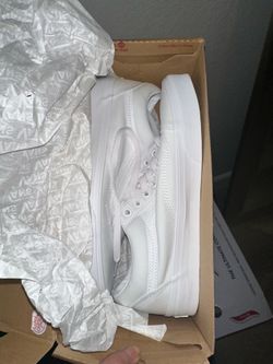 Old skool Vans all white