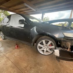2004 ACURA TSX FOR PARTS 