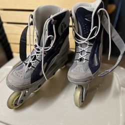 Size 9 Women’s Roller Blades with Helmet and Pads