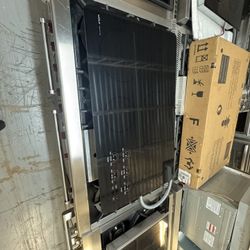 🔥 Wolf 36” Induction Cooktop (CT36IU) – High-Performance Cooking! 🔥