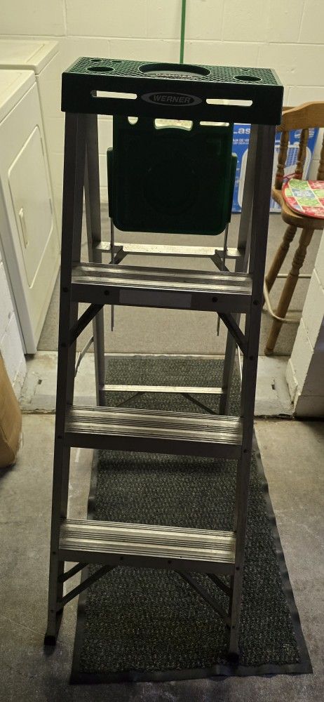 Warner 5 Ft Ladder
