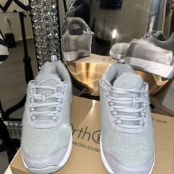 Women's Kita Hands-Free Sneakers in Grey Size U.S 5