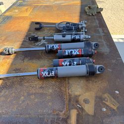 Fox shocks