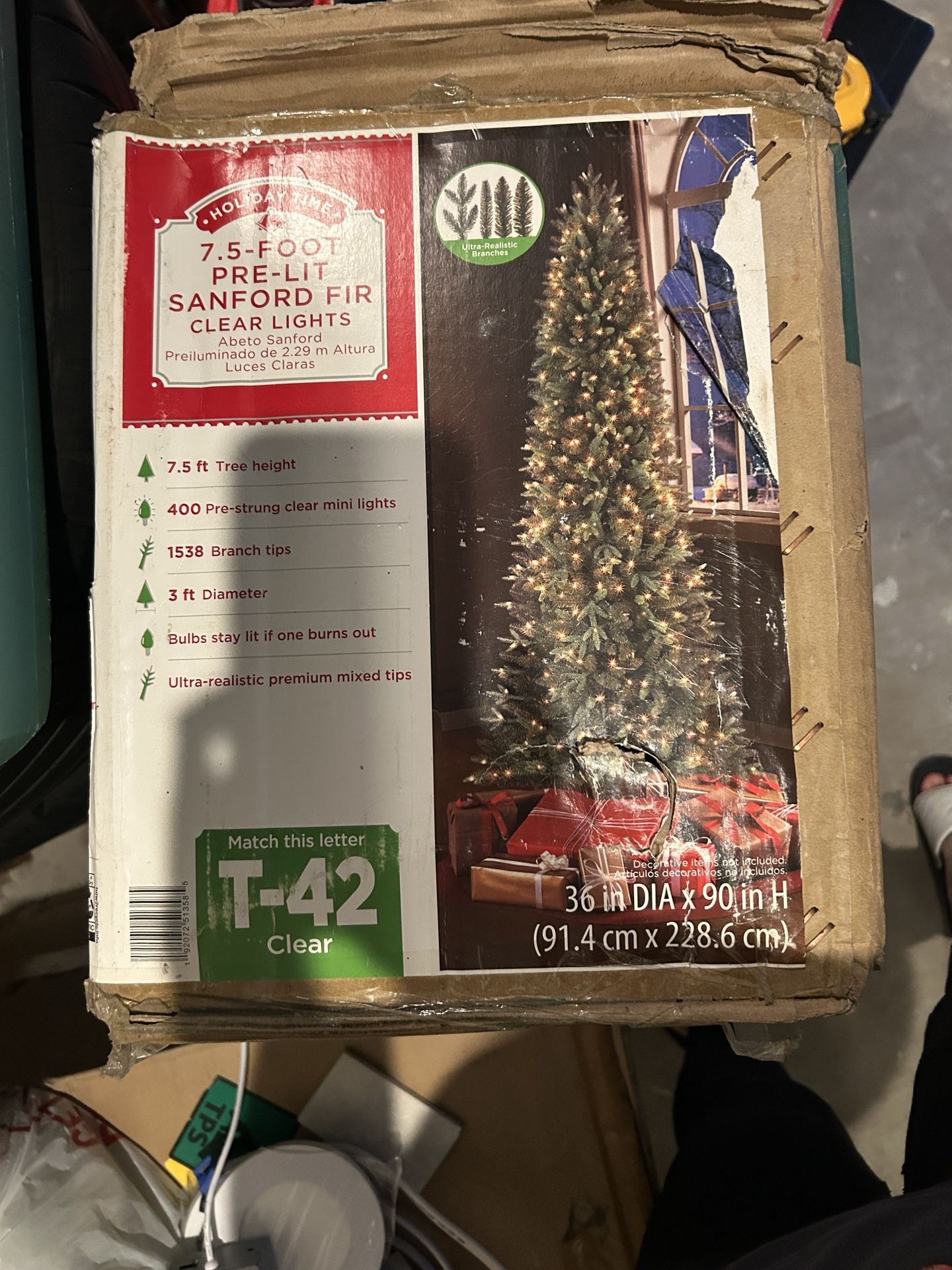 7.5-foot Christmas Tree
