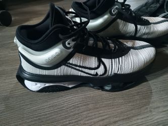 Nike Air Zoom GT Jump 2 size 12
