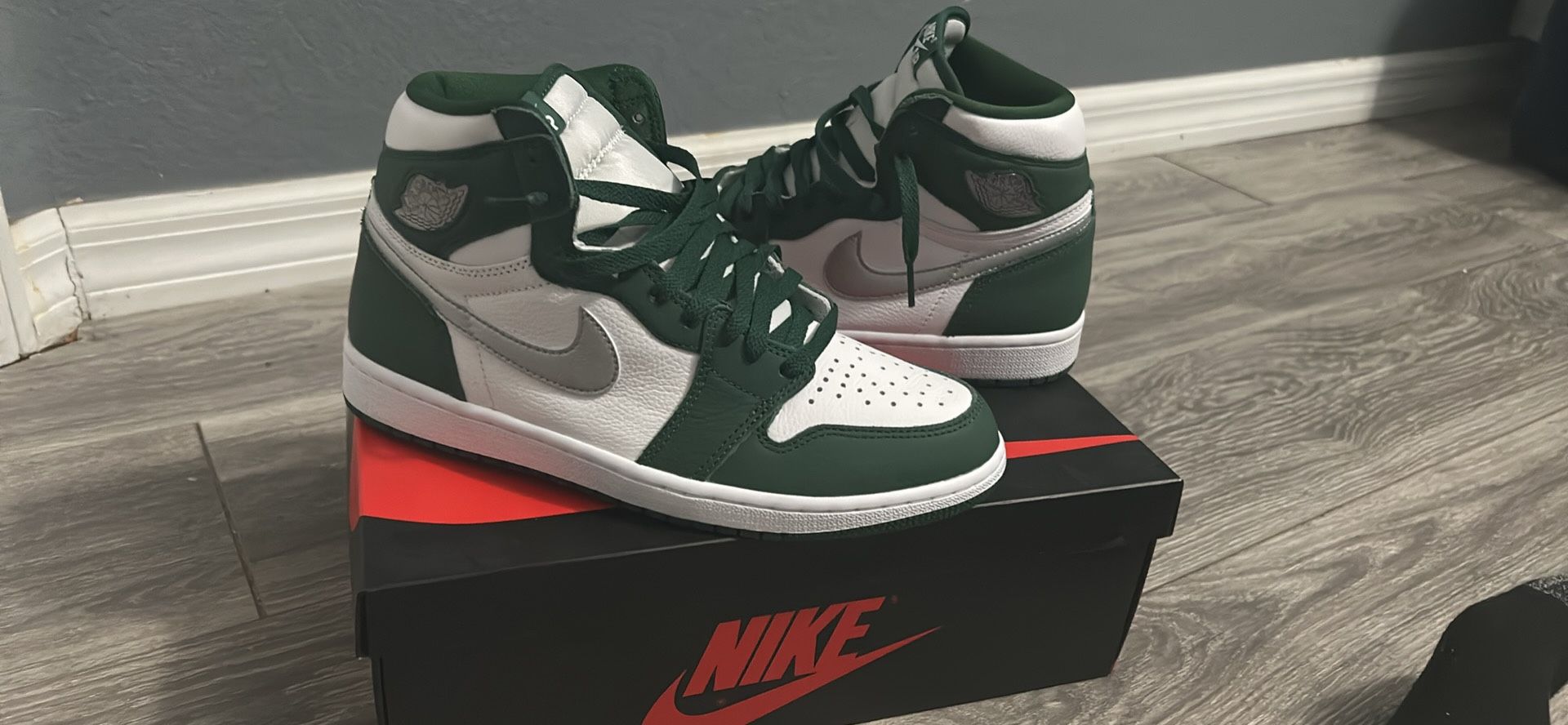 Jordan 1 Gorge Green