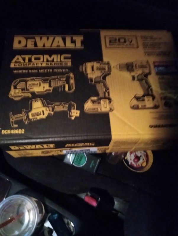 DeWalt Atomic Compact Series 